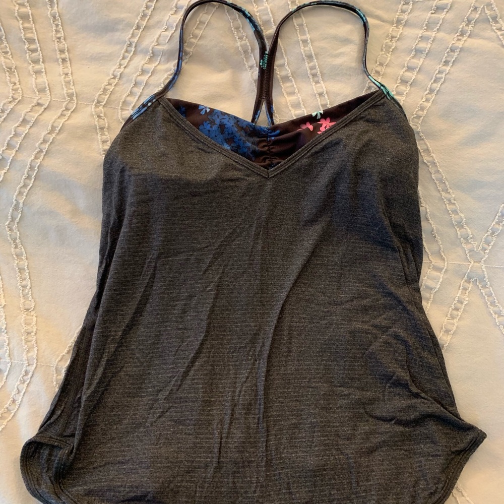 Lululemon workout top